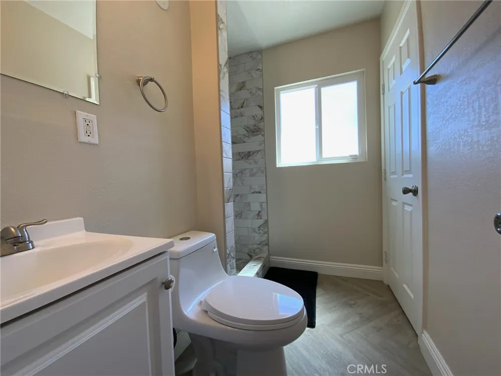 761 W 6th Ontario, CA 91762