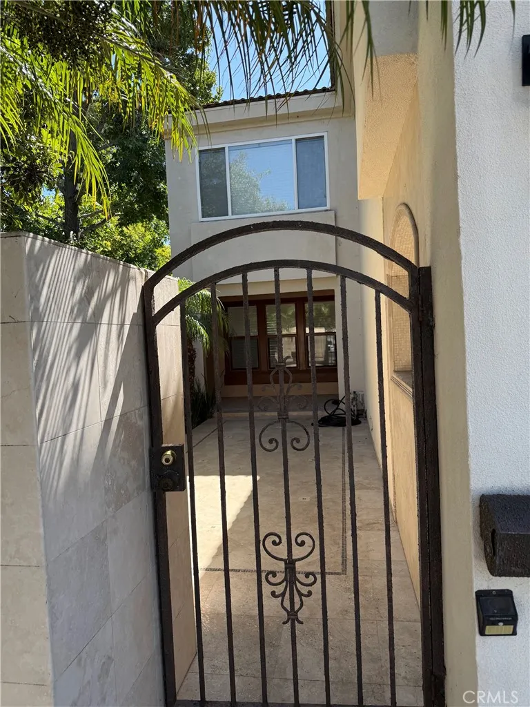 9 Mandrake Irvine, CA 92612
