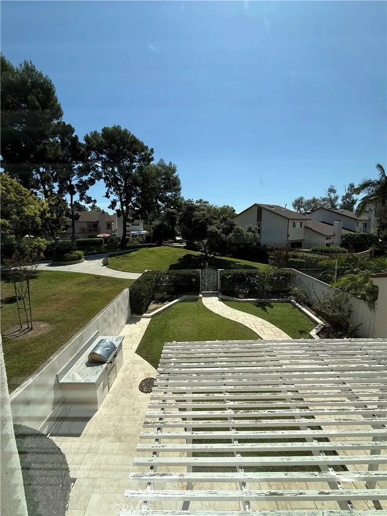9 Mandrake Irvine, CA 92612