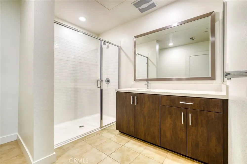 1226 Nolita Irvine, CA 92612
