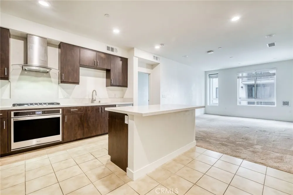 1226 Nolita Irvine, CA 92612