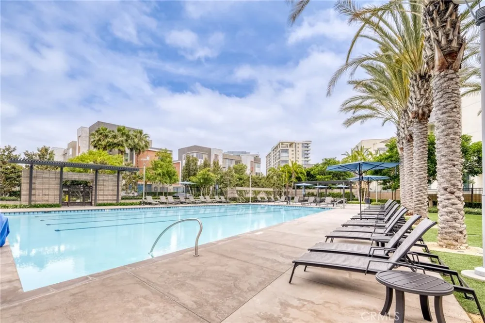 1226 Nolita Irvine, CA 92612