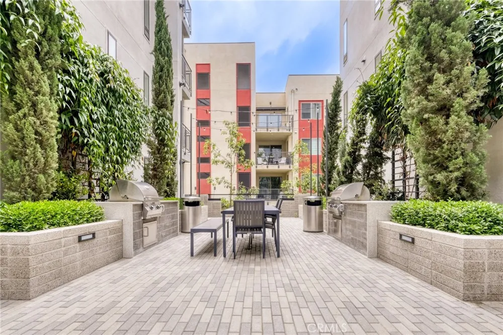 1226 Nolita Irvine, CA 92612