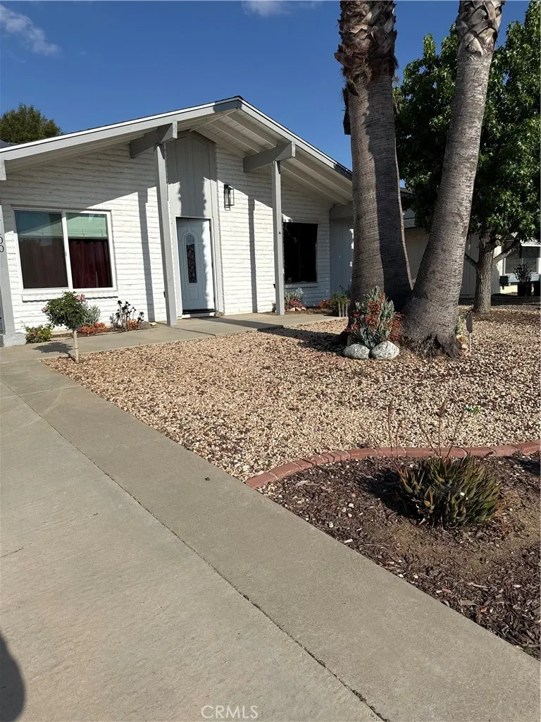 27100 Howard Menifee, CA 92586