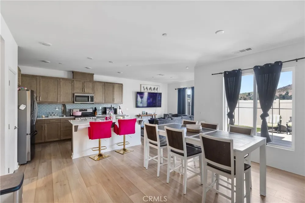 35238 Blossom Fallbrook, CA 92028