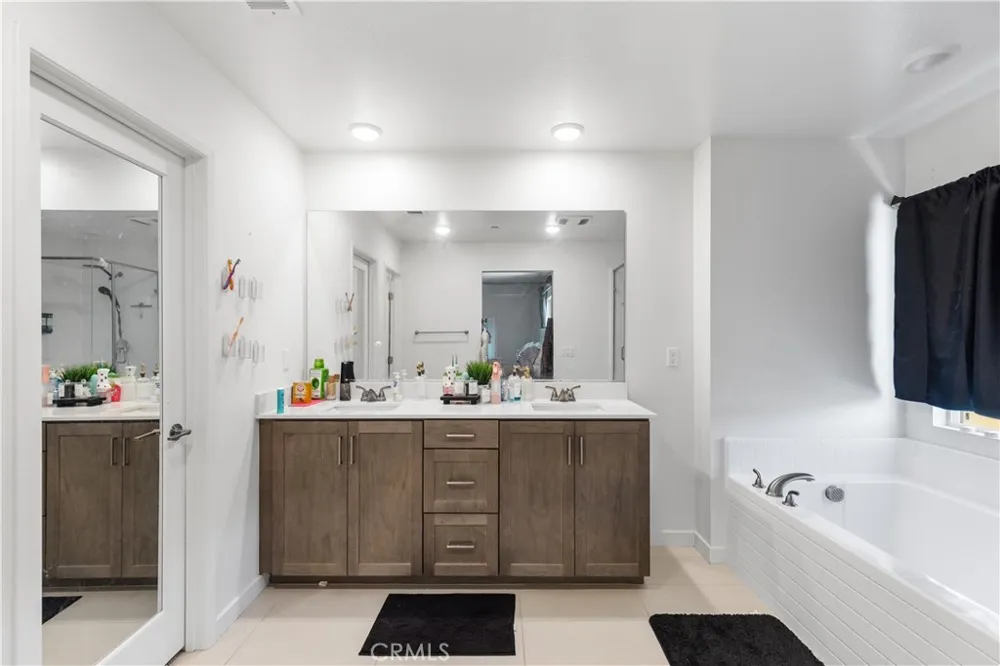 35238 Blossom Fallbrook, CA 92028