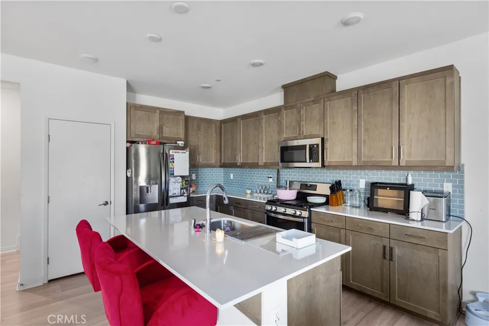 35238 Blossom Fallbrook, CA 92028