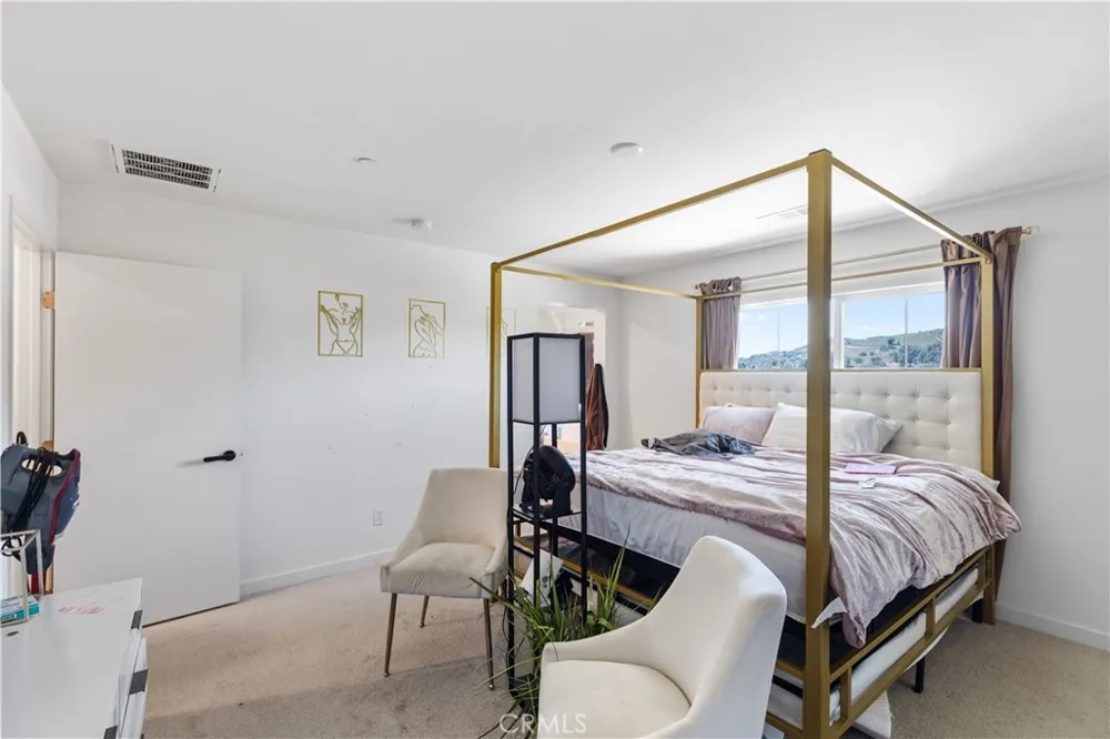 35238 Blossom Fallbrook, CA 92028