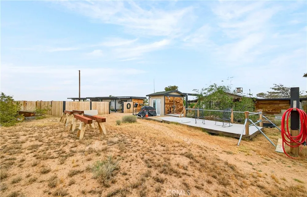 57661 Aberdeen Yucca Valley, CA 92284
