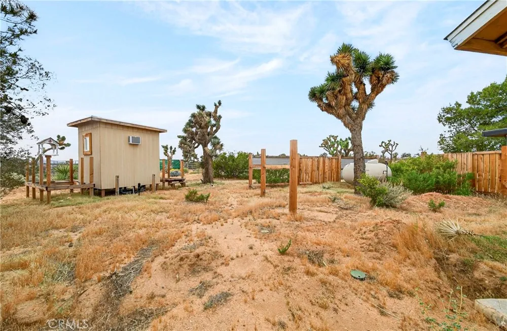 57661 Aberdeen Yucca Valley, CA 92284