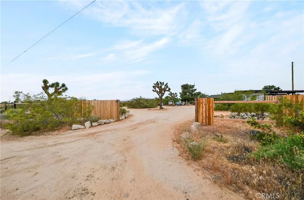 57661 Aberdeen Yucca Valley, CA 92284