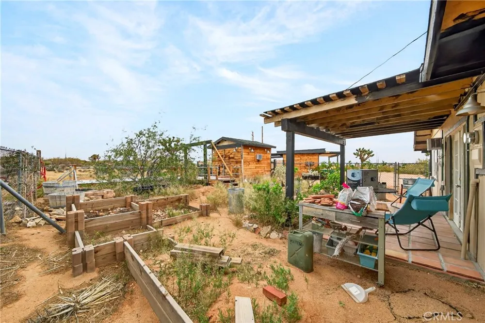 57661 Aberdeen Yucca Valley, CA 92284