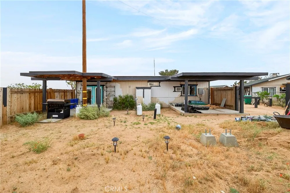 57661 Aberdeen Yucca Valley, CA 92284