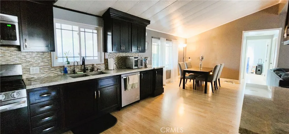 2595 Atlanta #19 Riverside, CA 92507