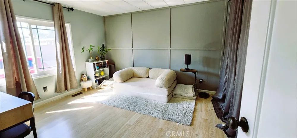 2595 Atlanta #19 Riverside, CA 92507