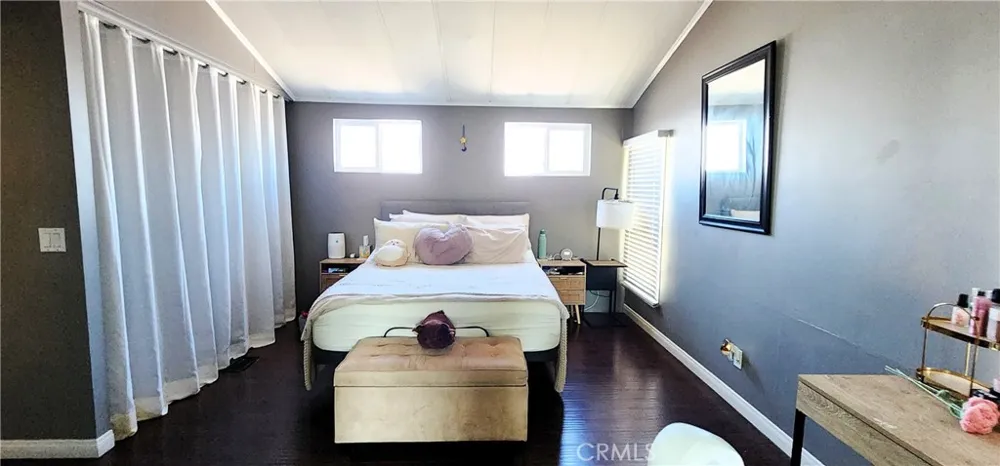 2595 Atlanta #19 Riverside, CA 92507
