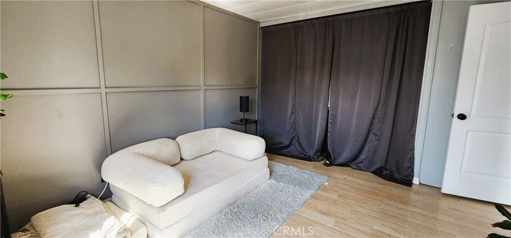 2595 Atlanta #19 Riverside, CA 92507