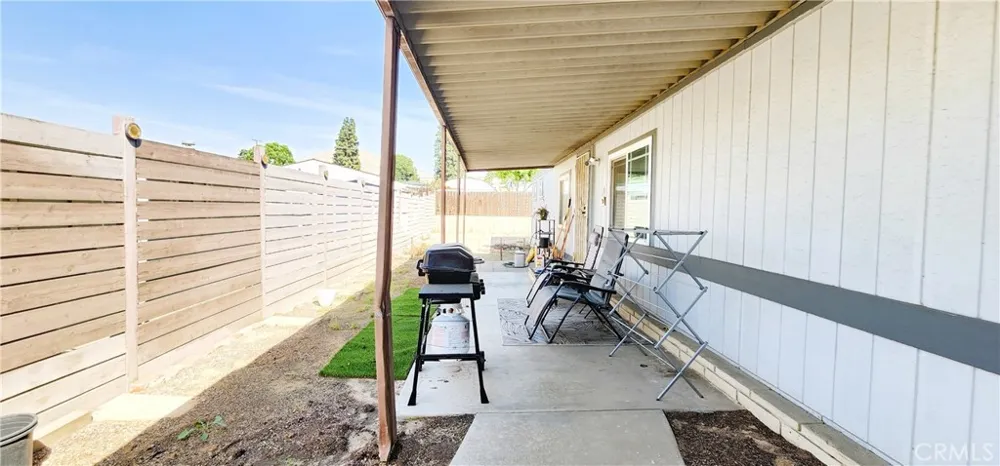 2595 Atlanta #19 Riverside, CA 92507