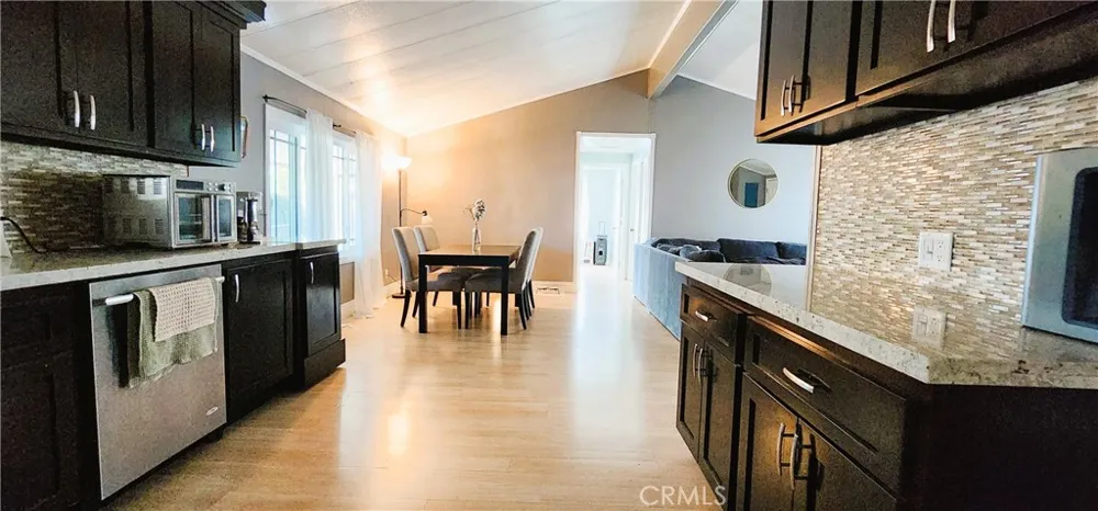 2595 Atlanta #19 Riverside, CA 92507