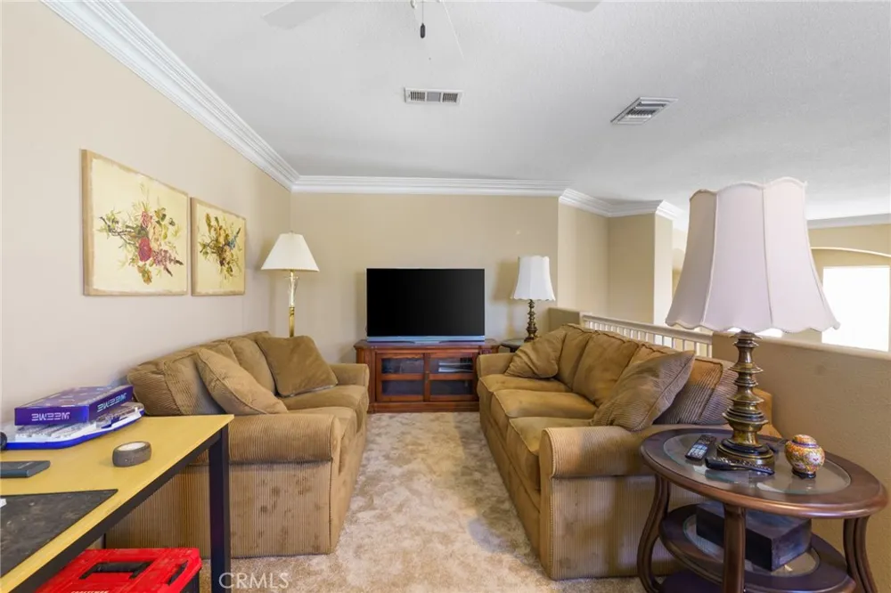 24736 Avignon Drive Valencia, CA 91355