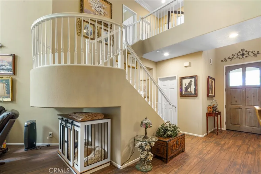 24736 Avignon Drive Valencia, CA 91355