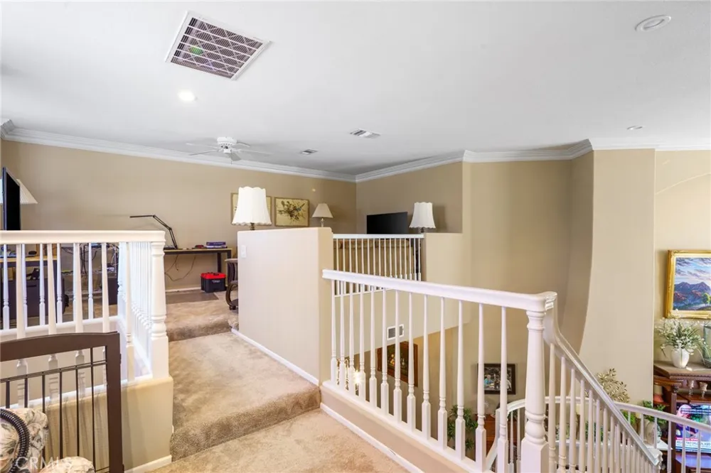 24736 Avignon Drive Valencia, CA 91355