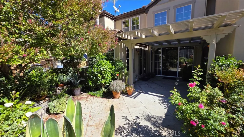 24736 Avignon Drive Valencia, CA 91355