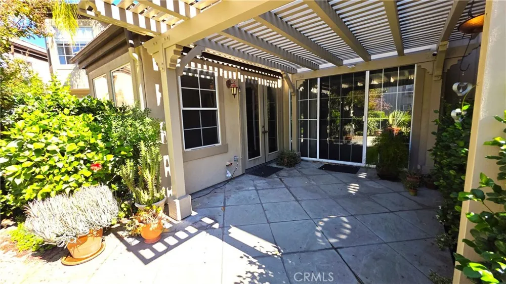 24736 Avignon Drive Valencia, CA 91355