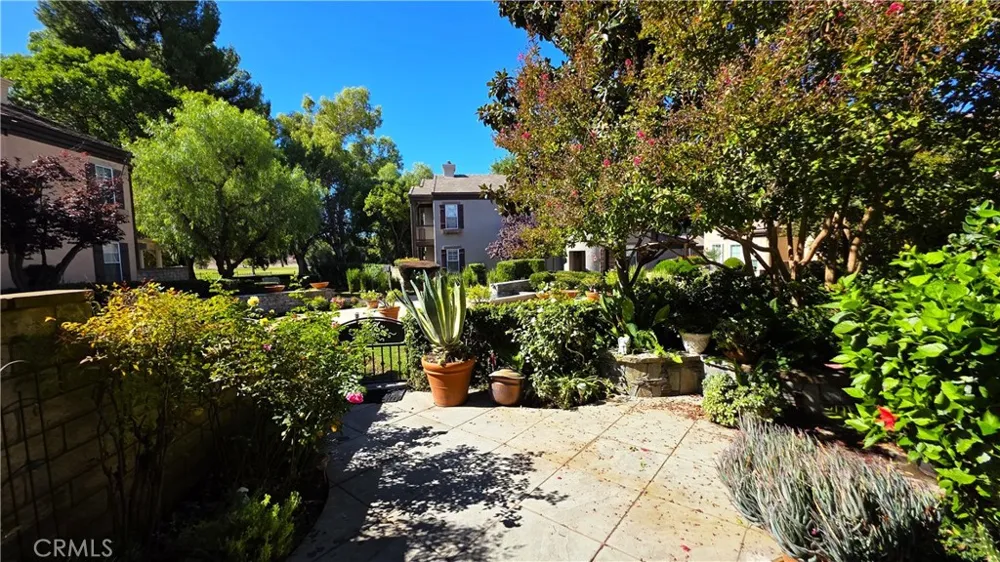 24736 Avignon Drive Valencia, CA 91355