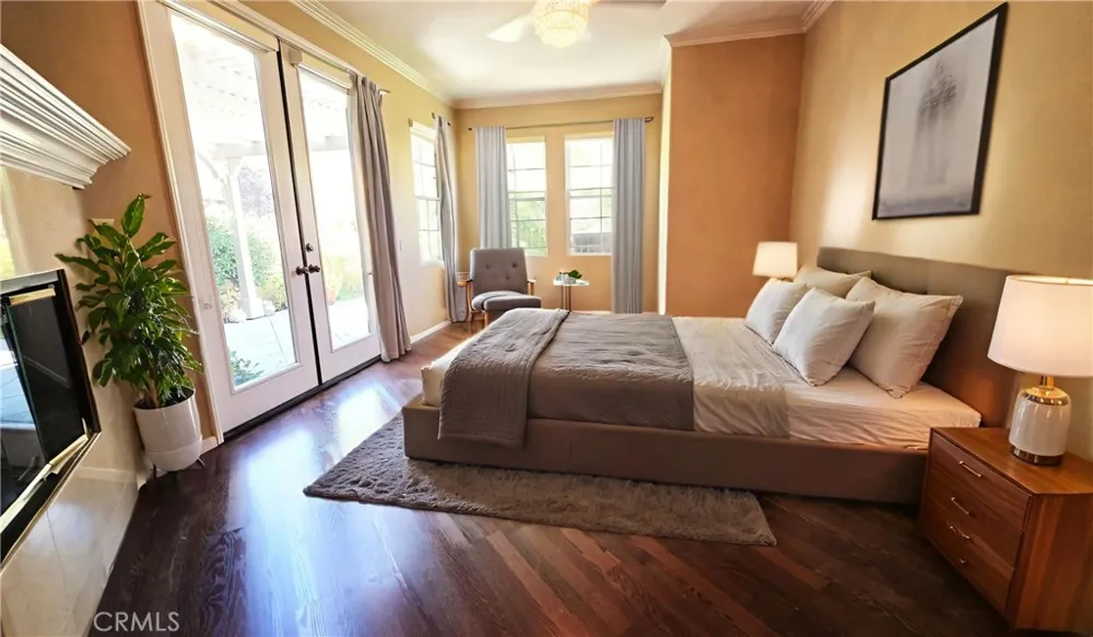 24736 Avignon Drive Valencia, CA 91355