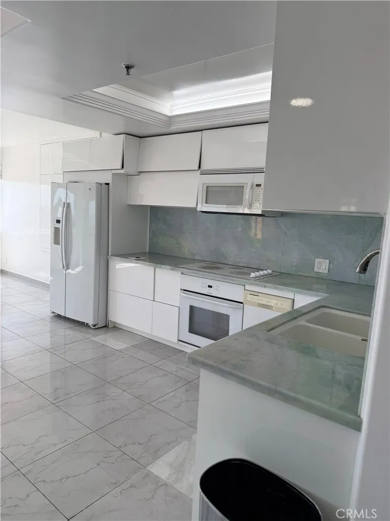 525 E Seaside Long Beach, CA 90802