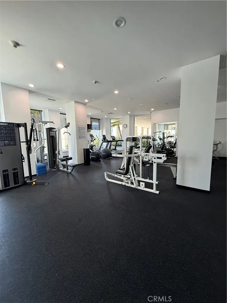 525 E Seaside Long Beach, CA 90802