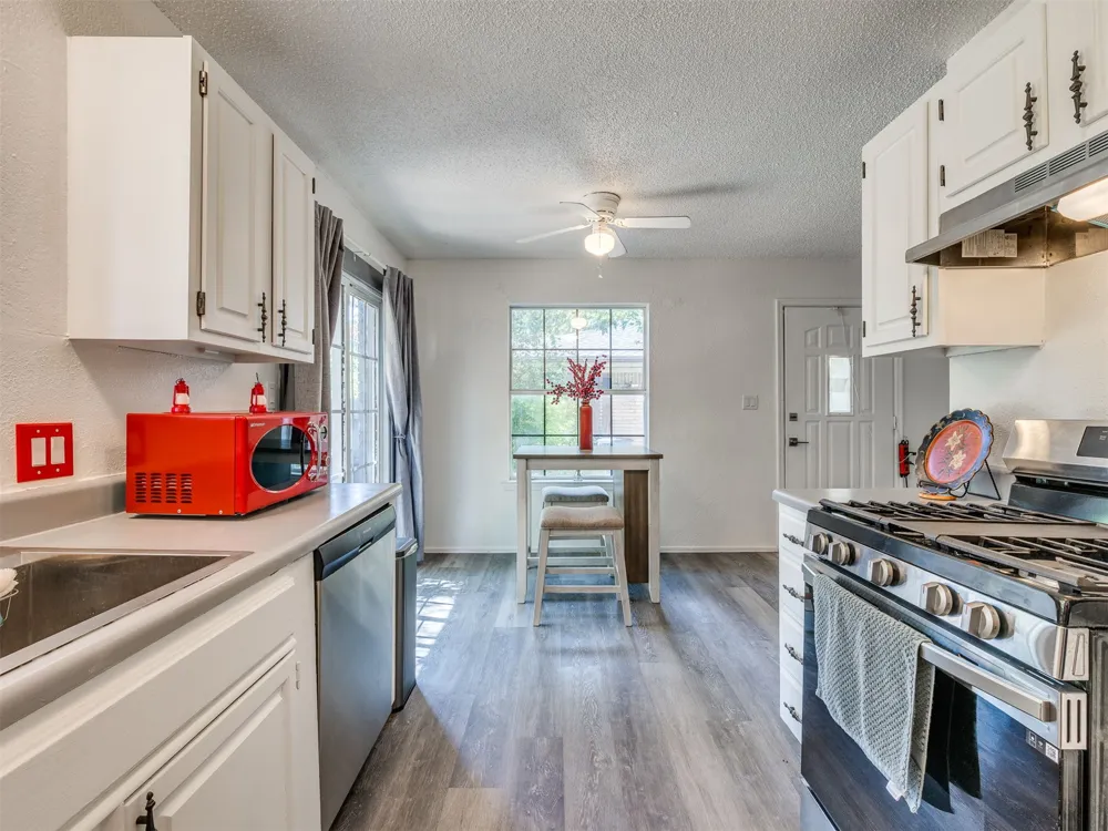24 W Rachel Street Bixby, OK 74008