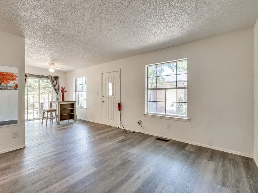 24 W Rachel Street Bixby, OK 74008