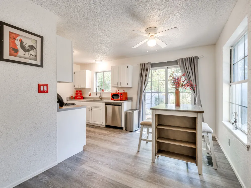24 W Rachel Street Bixby, OK 74008