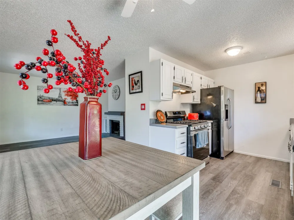 24 W Rachel Street Bixby, OK 74008