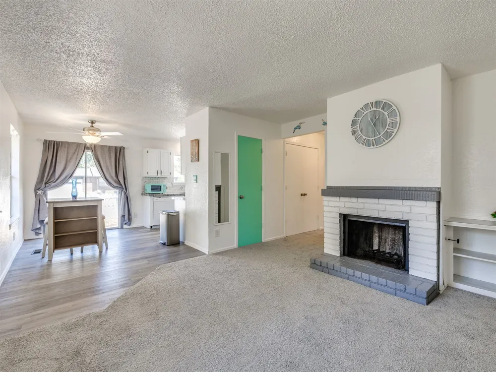24 W Rachel Street Bixby, OK 74008