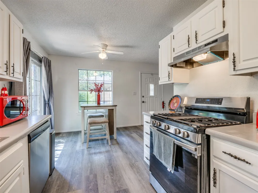 24 W Rachel Street Bixby, OK 74008