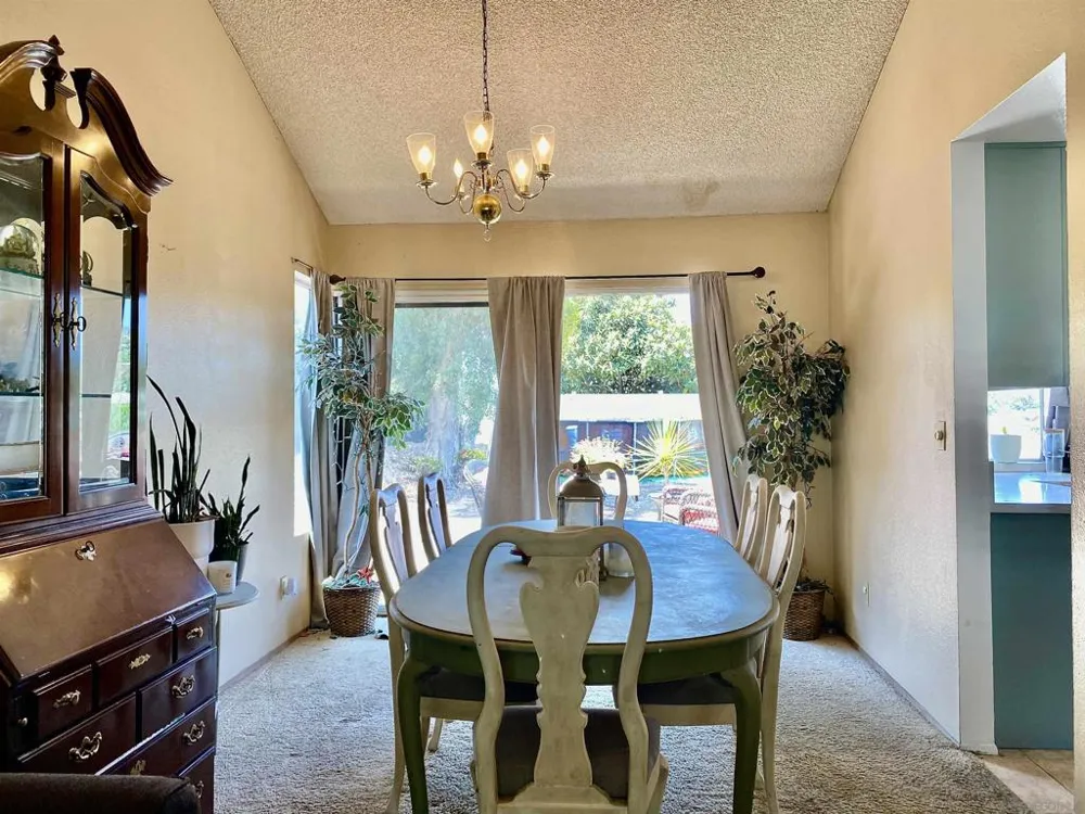 4132 Palm Tree Court La Mesa, CA 91941