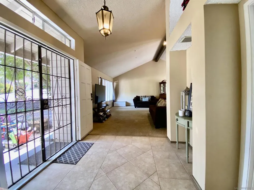 4132 Palm Tree Court La Mesa, CA 91941