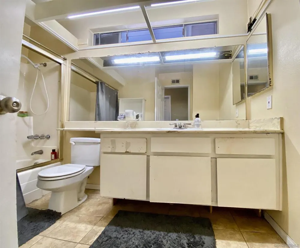 4132 Palm Tree Court La Mesa, CA 91941