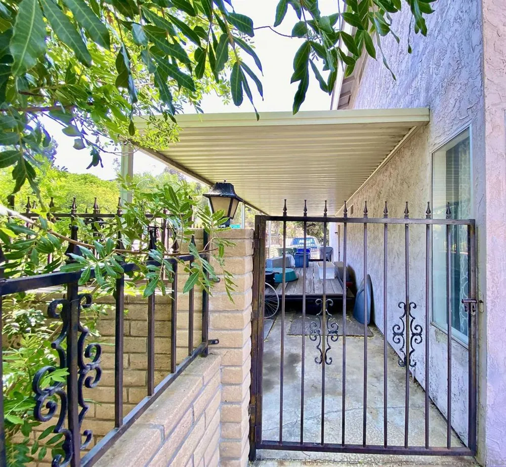 4132 Palm Tree Court La Mesa, CA 91941