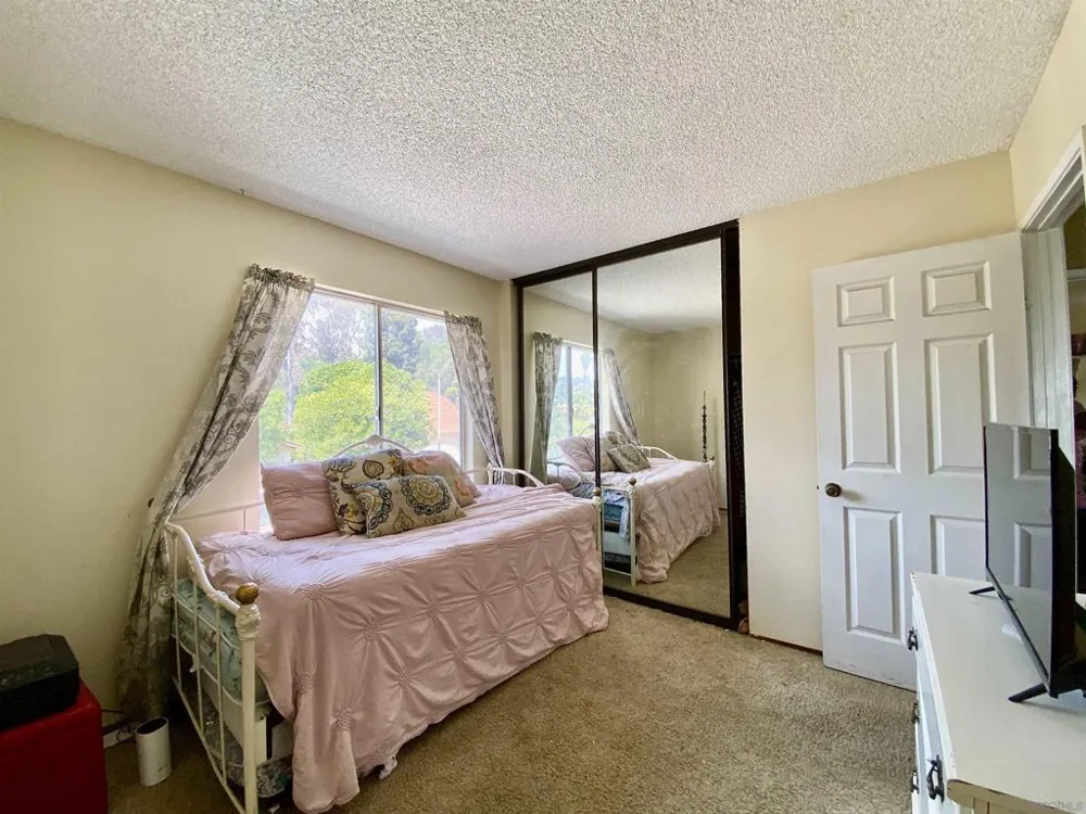 4132 Palm Tree Court La Mesa, CA 91941