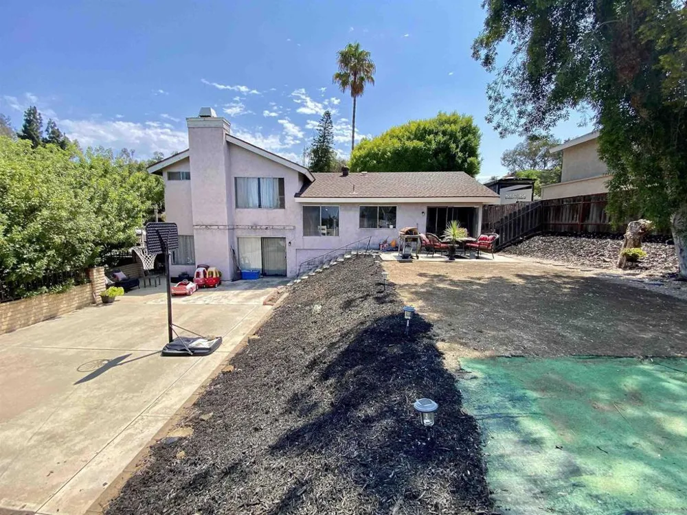 4132 Palm Tree Court La Mesa, CA 91941