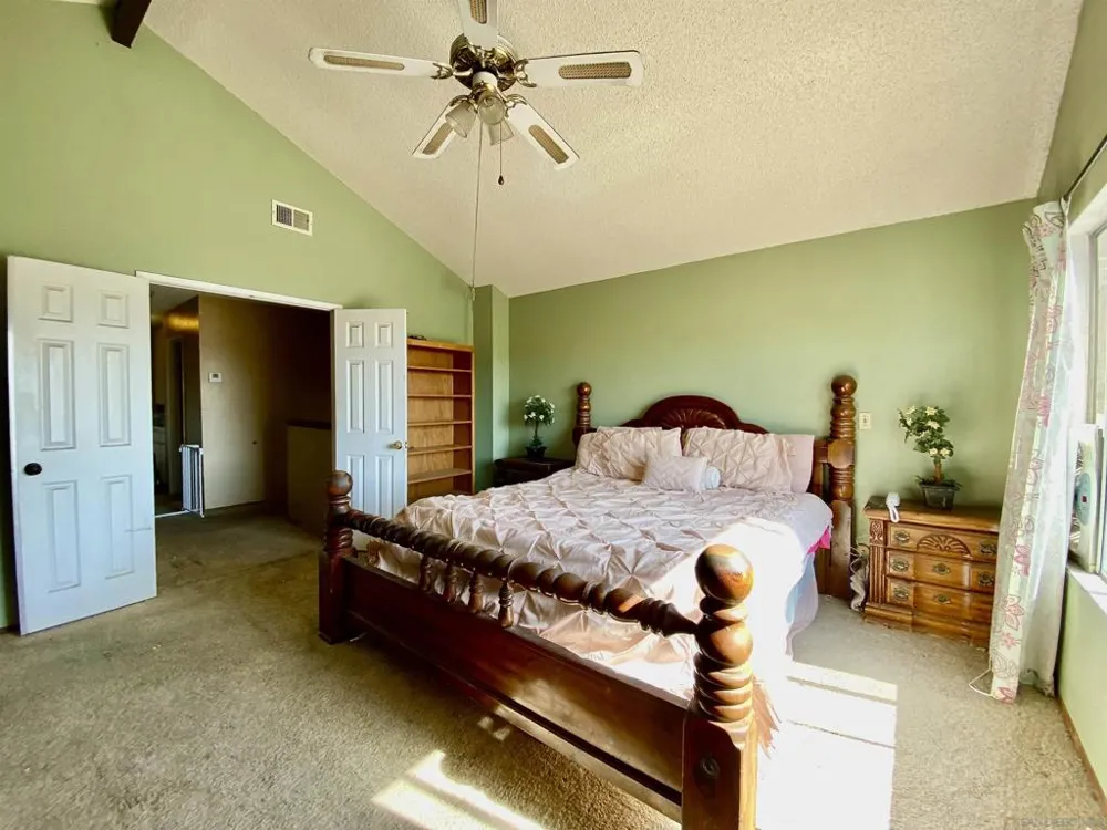 4132 Palm Tree Court La Mesa, CA 91941