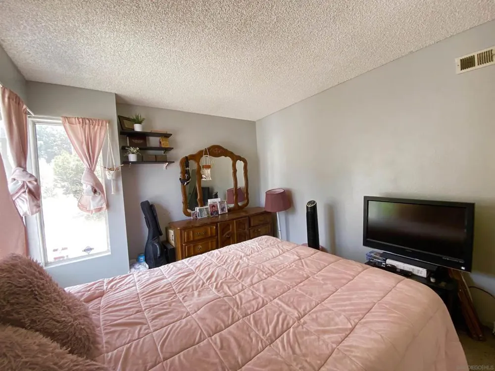 4132 Palm Tree Court La Mesa, CA 91941