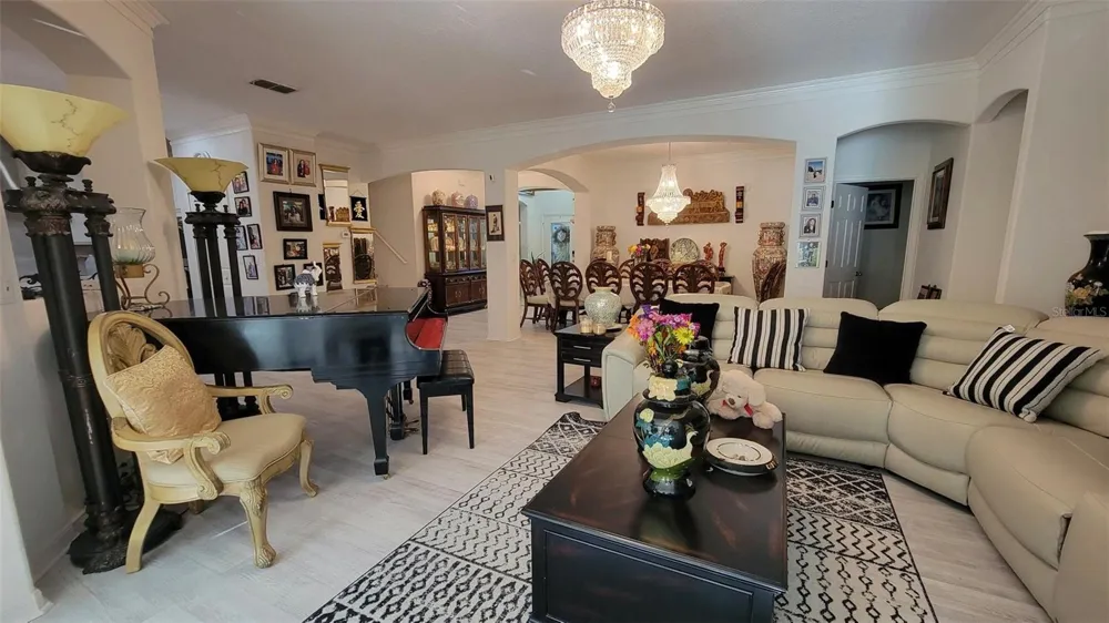 3731 EAGLE ISLE CIRCLE Kissimmee, FL 34746
