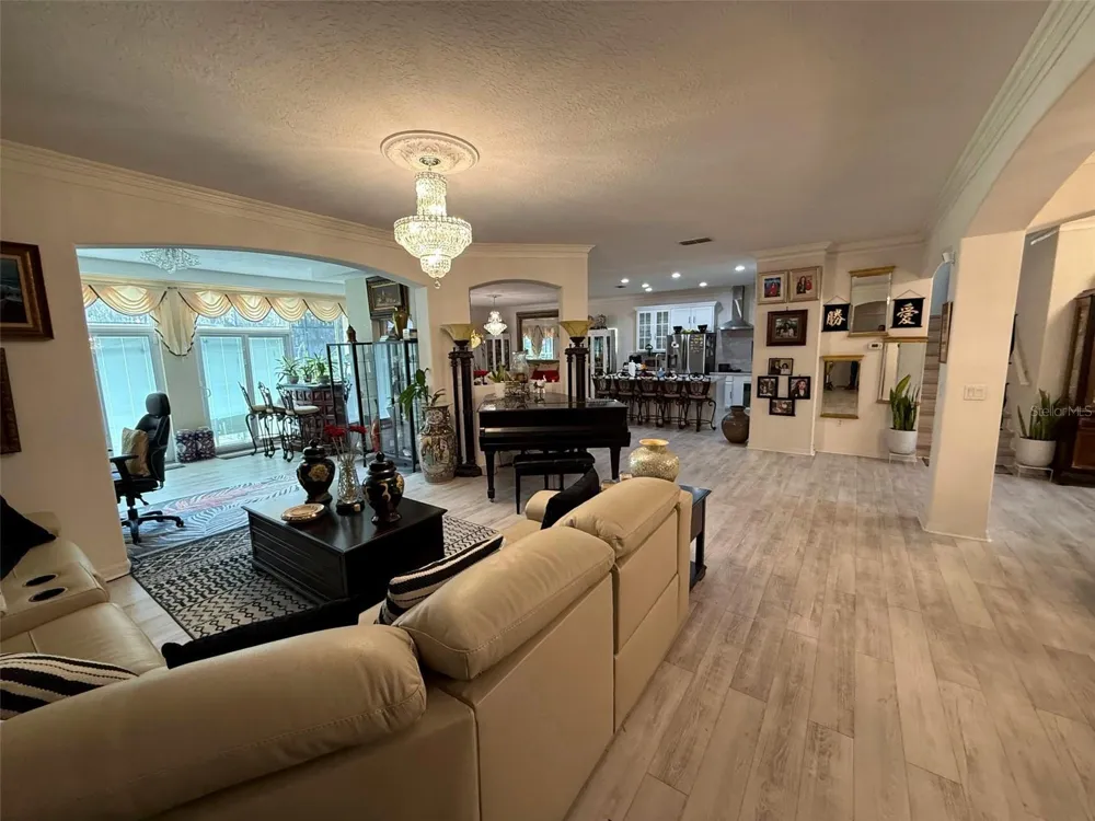 3731 EAGLE ISLE CIRCLE Kissimmee, FL 34746
