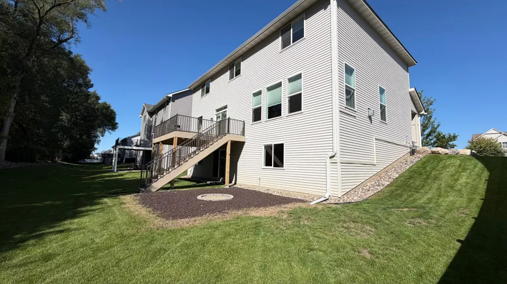 5590 Upper 179th Street W Lakeville, MN 55044