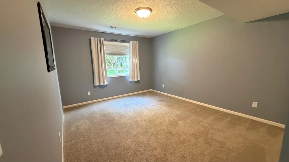 5590 Upper 179th Street W Lakeville, MN 55044
